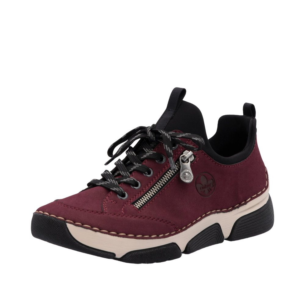 45973.36 LACE AND ZIP WALKER -