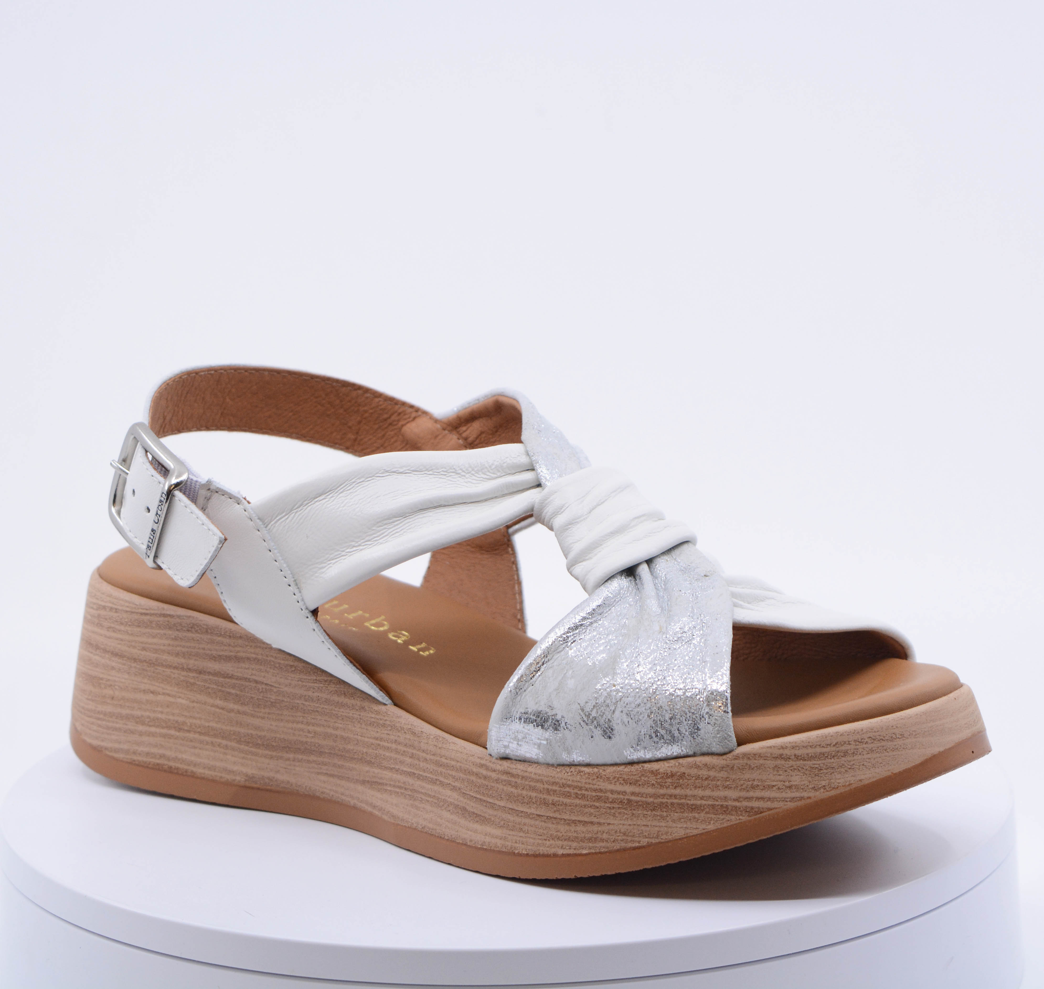 33.710.2 CROSS STRAP WEDGE - WHITE